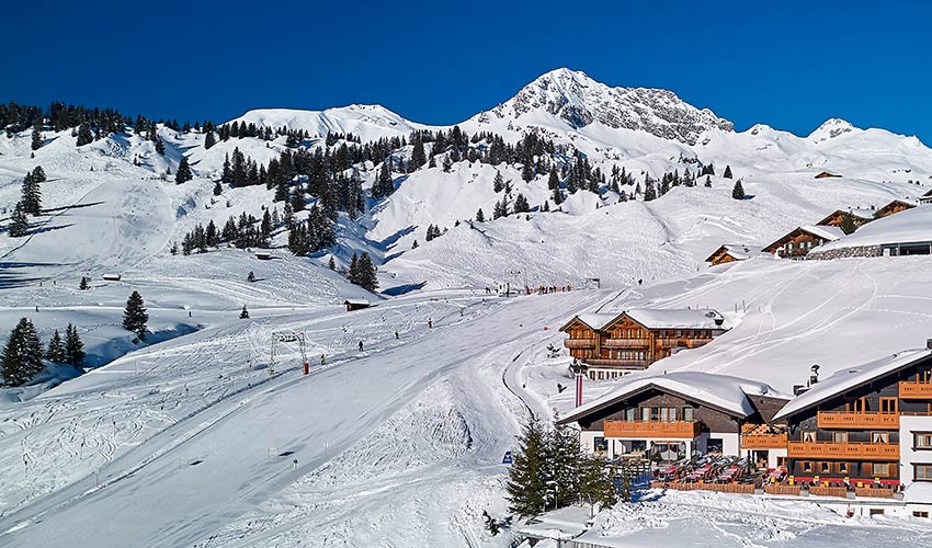 Sun terrace Oberlech with restaurant / self-service restaurant